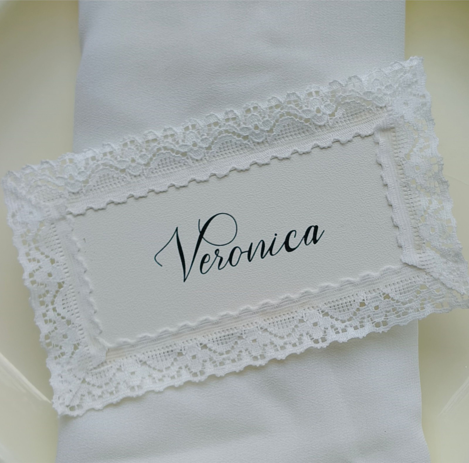 Lace Place Cards with Calligraphy Names | Elegant Wedding Bridal Table Decor