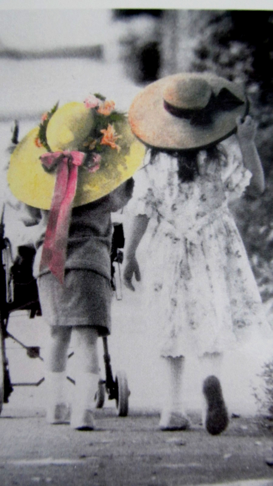 NOS American Greetings Blank Greeting Card, Env. & Seal – Girls All Dressed Up