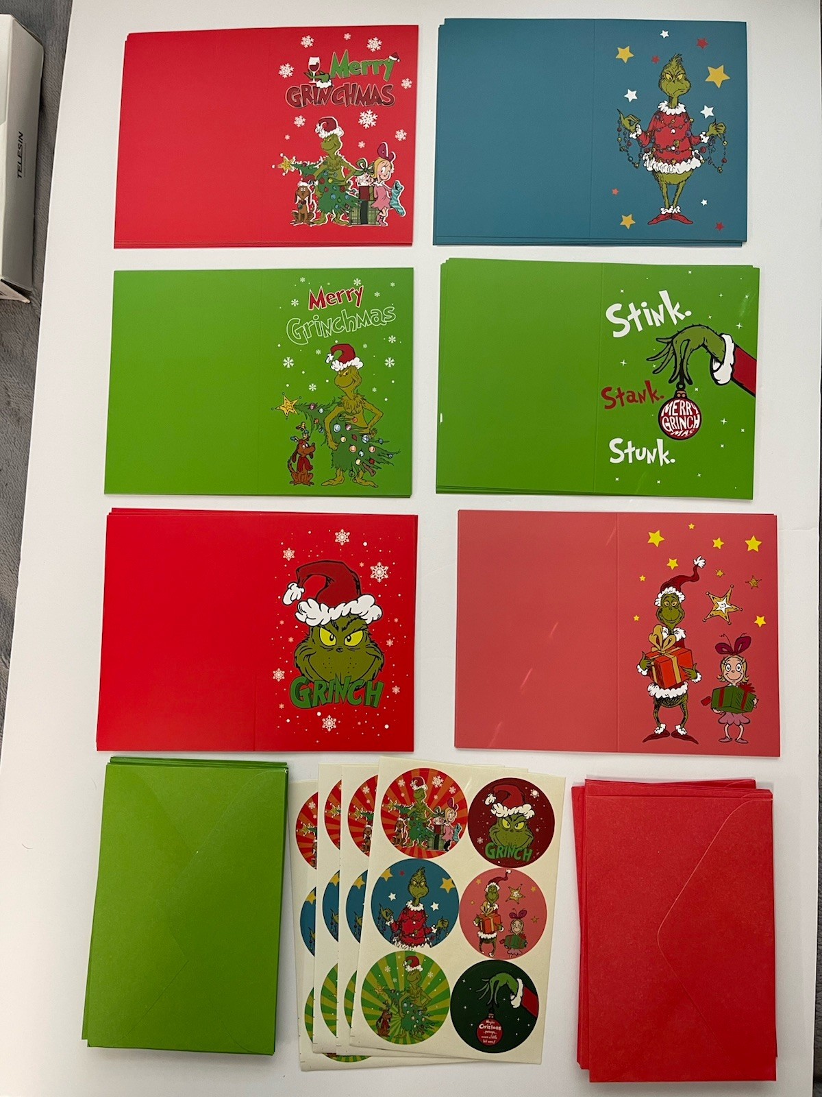 30 PK Grinch Christmas Cards W/ Envelopes & Stickers Boxed Assorted Designs