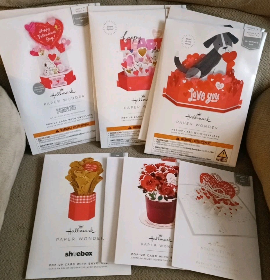 10 HALLMARK Paper Wonder Motion & Music Valentine’s Day Pop-Up Cards Lot #3 /450