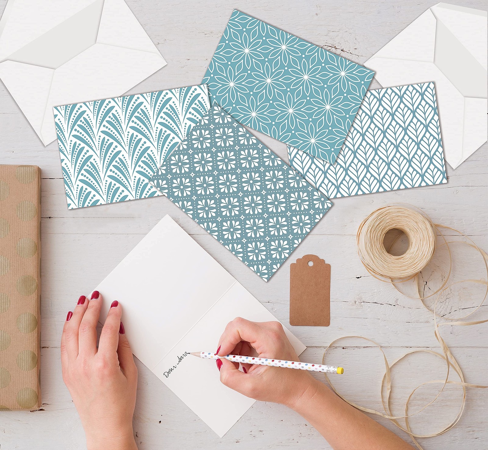 100 Pack 4×6 Blank Greeting Cards with Envelopes Floral Assorted Note Set