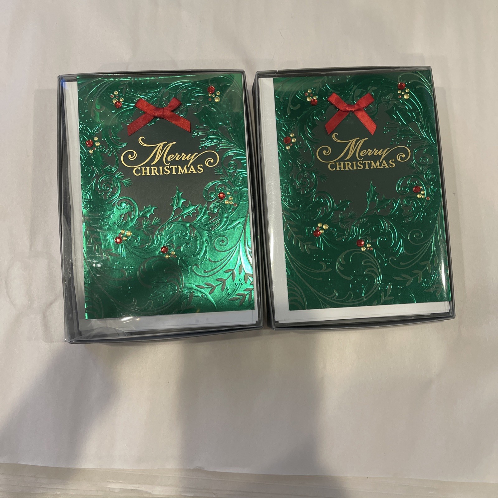 24 Vintage Hallmark Christmas Cards w/Envelopes merry Christmas Self Sealing