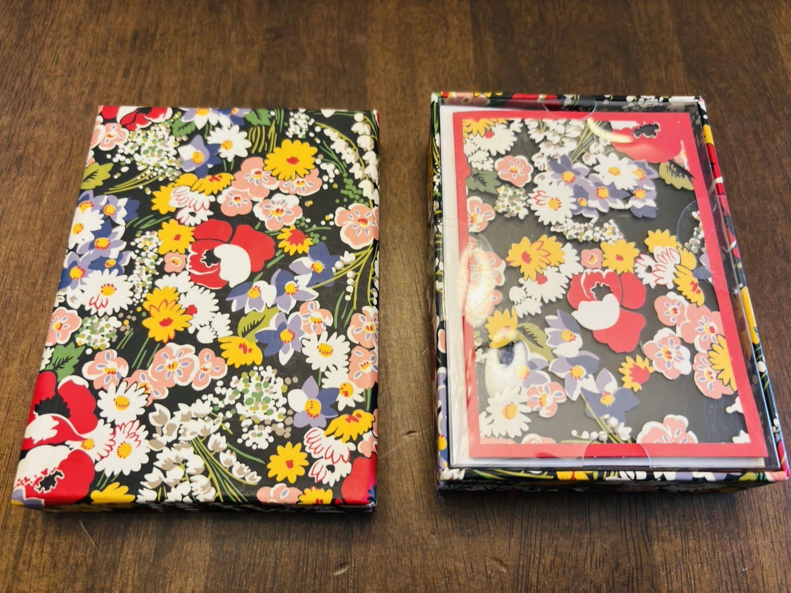 Vera Bradley Box Laser-Cut Note Cards Poppy Fields 10 Cards w/ 10 Envelopes NIB