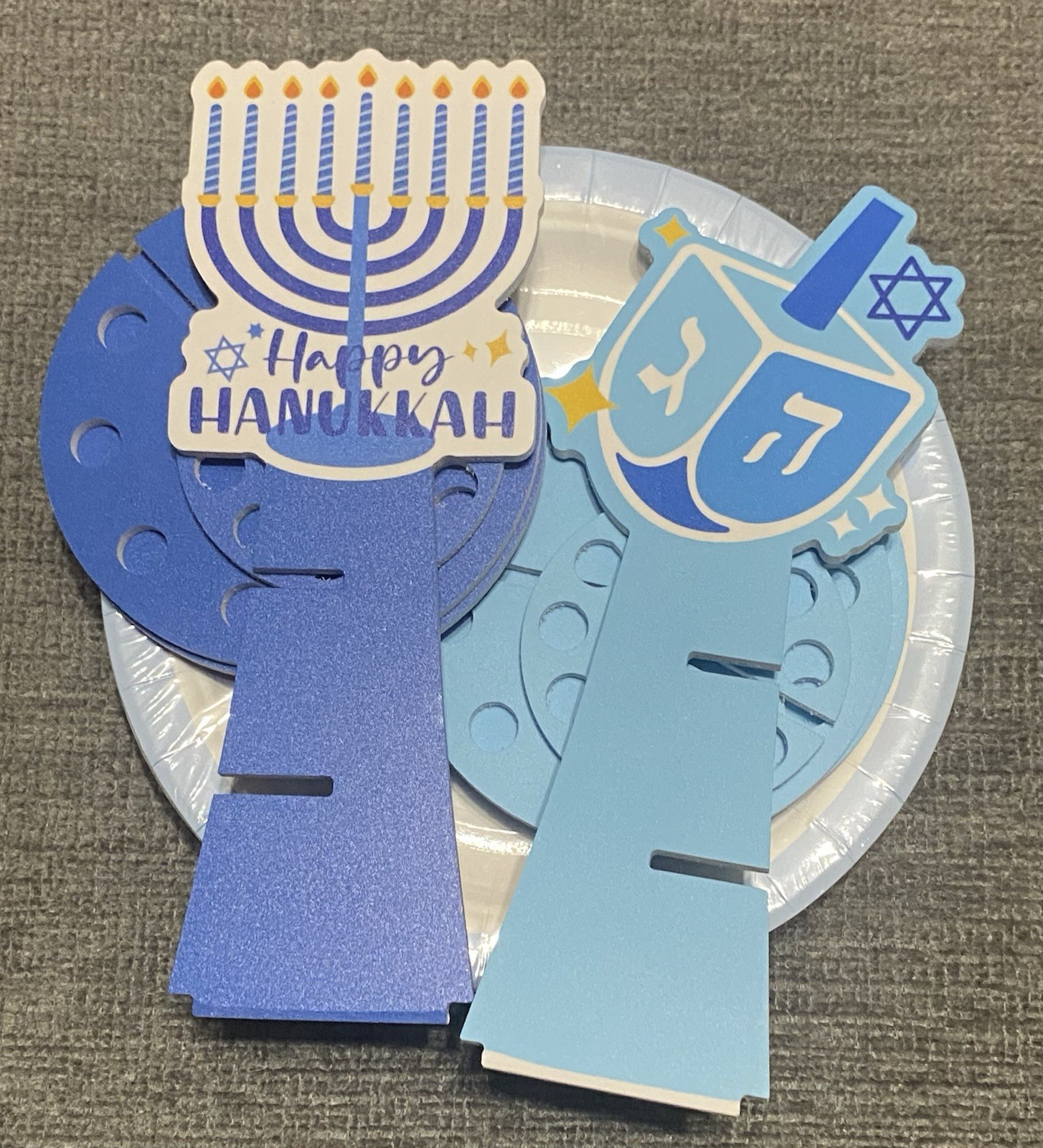 Set Of HAPPY HANUKKAH,2pcs. Money Holder & 20pcs. Hanukkah Plate