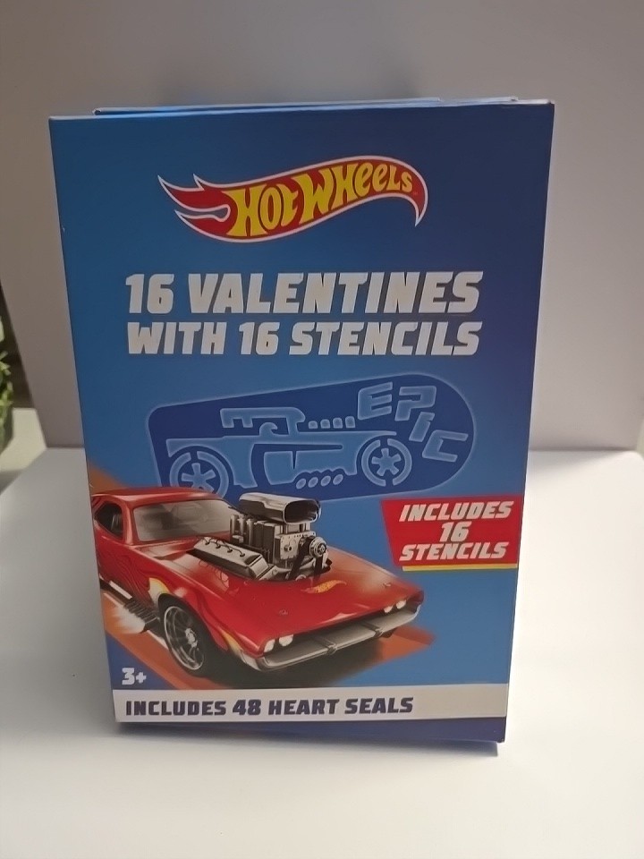 Valentines Day Exchange Cards Box of 16 Hot Wheels with Stencils 49 Heart Seals