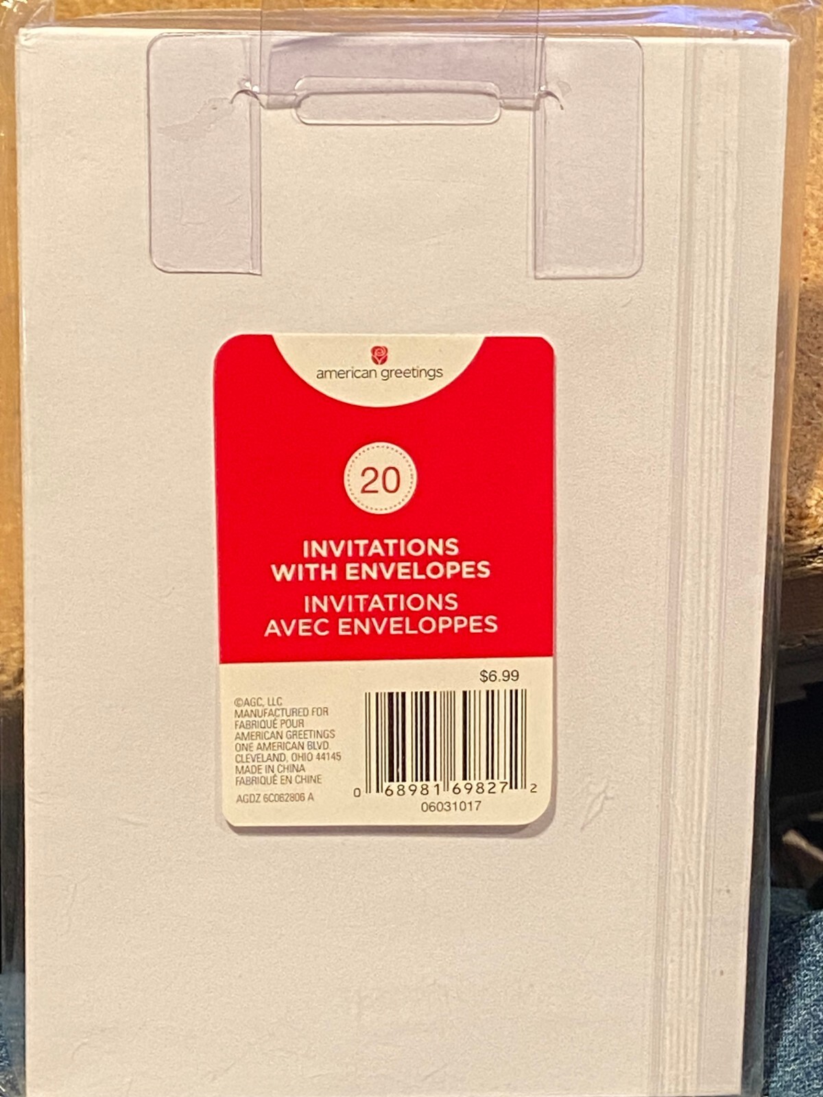 1 Pack of 20 White Basic Invitations and Envelopes American Greetings *NEW* ccc1