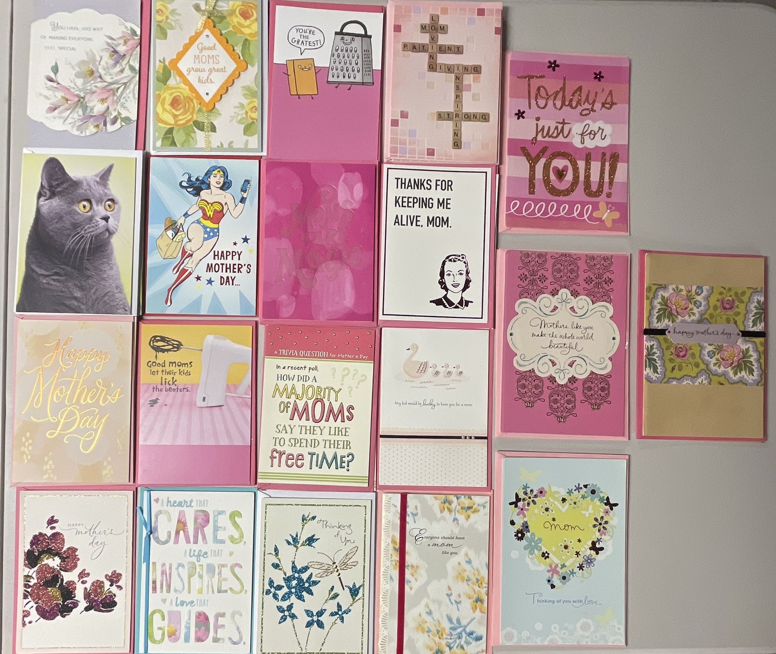 Lot of 45 New Hallmark Mother’s Day Greeting Cards w/Envelopes Mixed Bulk💕