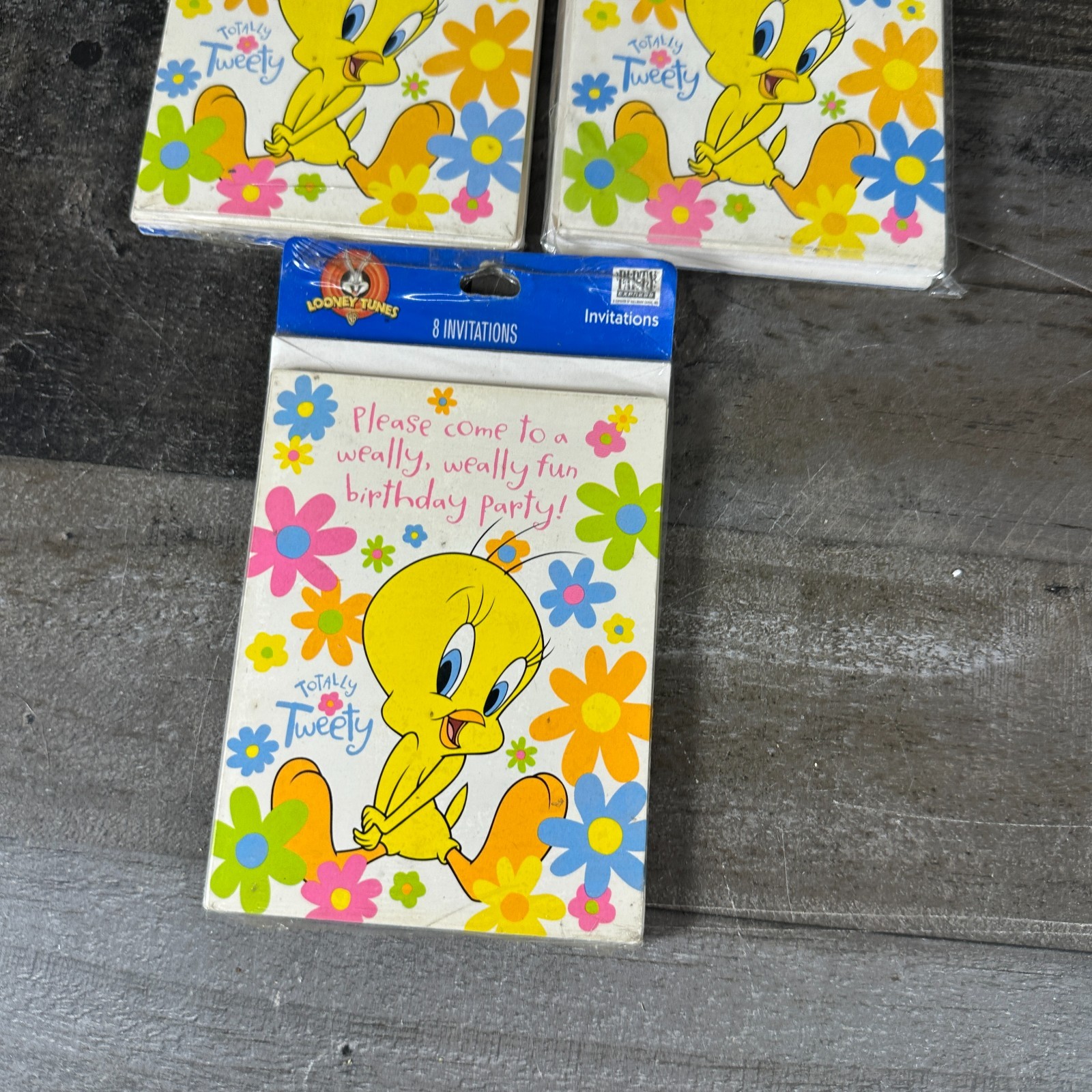 TWEETY BIRD LOONEY TUNES WARNER BROS Vintage 1997 PARTY INVITATIONS 24 Count