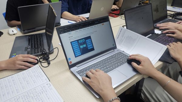 hoc vien moi hoc google ads chuong my